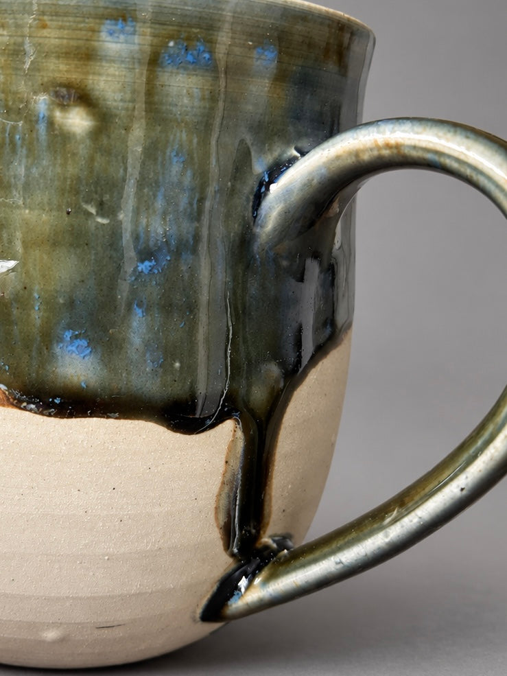 Crying but trying mug